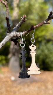 Queens' Game Earrings #1693